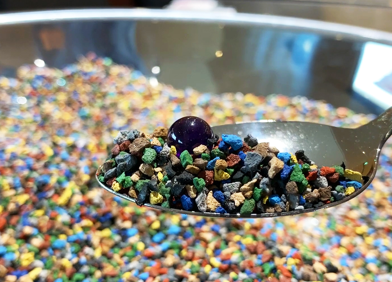 スプーンで宝石探し